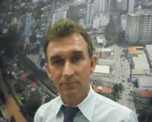 Vereador acusa Prefeito Vladimir de além de não trazer novas empresas para a cidade, ainda perder as que já têm gerando desemprego robeto bento